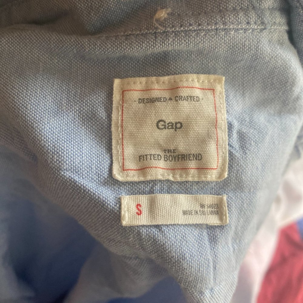 Gap Button Up - Picture 2 of 3